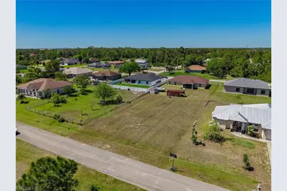 909 Adeline Ave, Lehigh Acres, FL 33971 - Photo 6