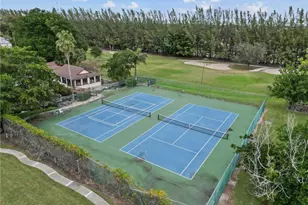 499 Forest Lakes Blvd, Naples, FL 34105 - Photo 28