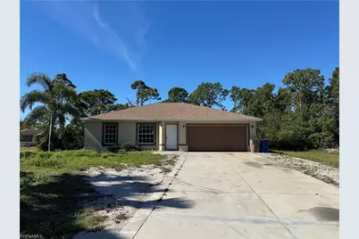 402 Banfield Pl, Lehigh Acres, FL 33974 - Photo 1