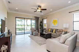 3326 Baltic Dr, Naples, FL 34119 - Photo 6