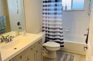 8284 Key Royal Cir, Naples, FL 34119 - Photo 14