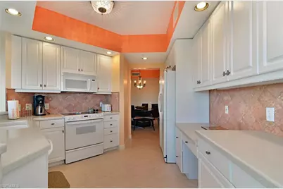 315 Dunes Blvd #505, Naples, FL 34110 - Photo 6