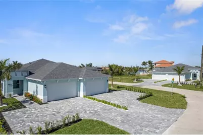 1105 SE 38th St, Cape Coral, FL 33904 - Photo 4