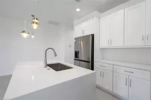 1105 SE 38th St, Cape Coral, FL 33904 - Photo 24