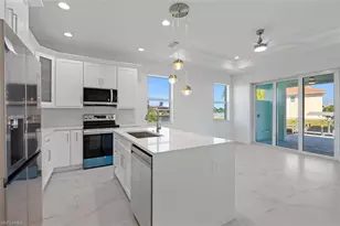 1105 SE 38th St, Cape Coral, FL 33904 - Photo 20