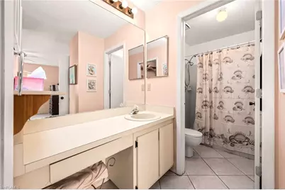 8101 S Woods Cir #1, Fort Myers, FL 33919 - Photo 10