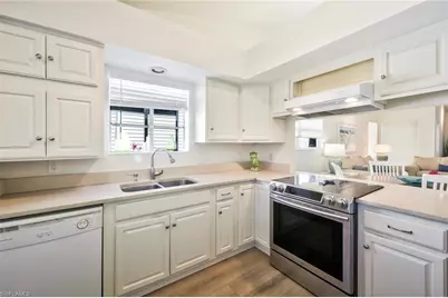 15350 Wimborne Ln #2, Naples, FL 34110 - Photo 12