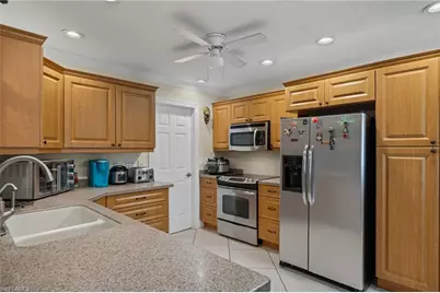 5730 Cedar Tree Ln, Naples, FL 34116 - Photo 8