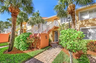 2365 Bayou Ln, Naples, FL 34112 - Photo 2