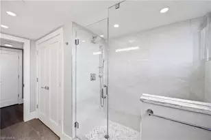 6075 Pelican Bay Blvd, Naples, FL 34108 - Photo 28