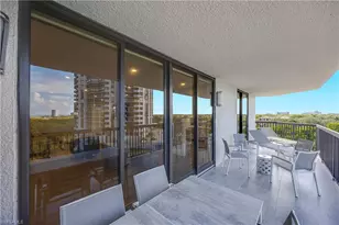 6075 Pelican Bay Blvd, Naples, FL 34108 - Photo 38