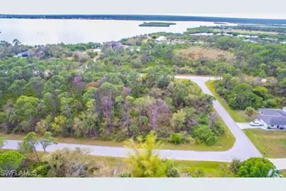 12253 Endicott Ln, Port Charlotte, FL 33953 - Photo 8