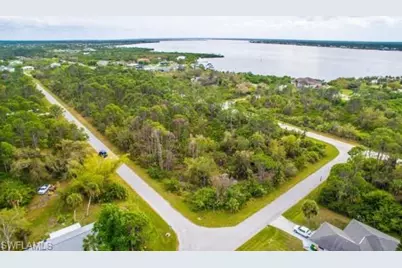 12253 Endicott Ln, Port Charlotte, FL 33953 - Photo 1