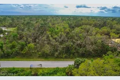 12253 Endicott Ln, Port Charlotte, FL 33953 - Photo 6