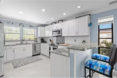 319 Nature View Ct, Fort Myers Beach, FL 33931 - Photo 6