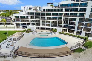 2400 Gulf Shore Blvd N, Naples, FL 34103 - Photo 36