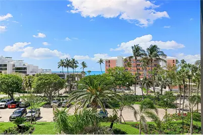 2400 Gulf Shore Blvd N #305, Naples, FL 34103 - Photo 16