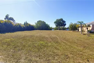 1242 NW 18th St, Cape Coral, FL 33993 - Photo 12