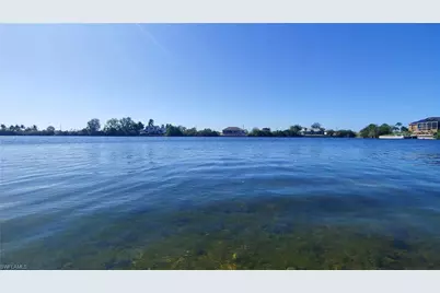 1242 NW 18th St, Cape Coral, FL 33993 - Photo 2