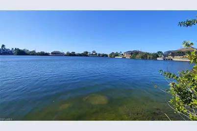 1242 NW 18th St, Cape Coral, FL 33993 - Photo 4