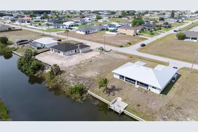 115 NW 19th Pl, Cape Coral, FL 33993 - Photo 6