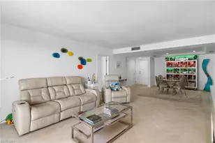 4001 Gulf Shore Blvd N, Naples, FL 34103 - Photo 8