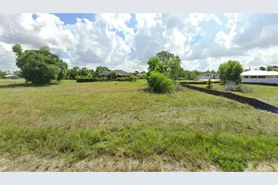 4725 NW 38th Pl, Cape Coral, FL 33993 - Photo 2