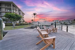 845 Collier Ct, Marco Island, FL 34145 - Photo 32