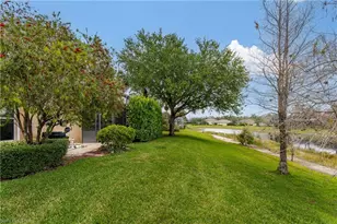 2066 Mandarin Ln, Naples, FL 34120 - Photo 26