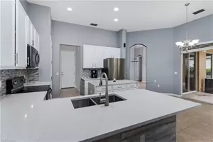 2066 Mandarin Ln, Naples, FL 34120 - Photo 4