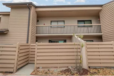 898 Buttonwood Dr #105, Fort Myers Beach, FL 33931 - Photo 2