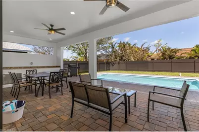 1925 SW 3rd Ter, Cape Coral, FL 33991 - Photo 28