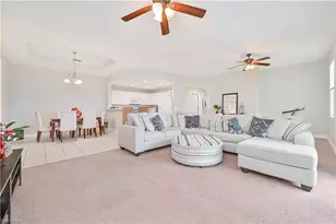 3957 Pomodoro Cir, Cape Coral, FL 33909 - Photo 4