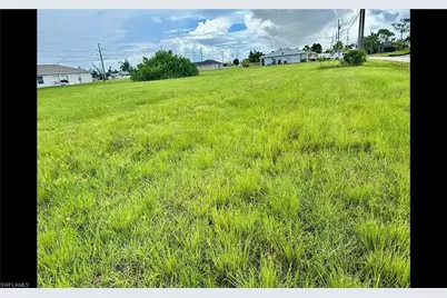 5 SW 24th Pl, Cape Coral, FL 33991 - Photo 4