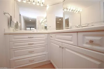 4005 Gulf Shore Blvd N #1105, Naples, FL 34103 - Photo 16