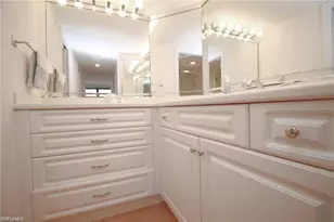 4005 Gulf Shore Blvd N, Naples, FL 34103 - Photo 16