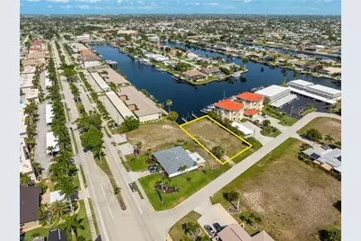 1751 Beach Pkwy, Cape Coral, FL 33904 - Photo 4