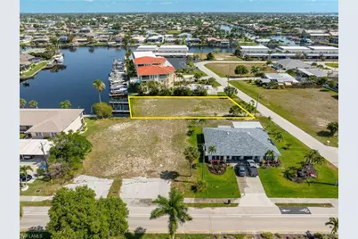 1751 Beach Pkwy, Cape Coral, FL 33904 - Photo 10