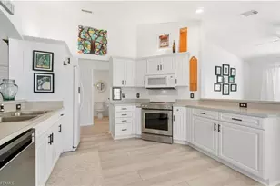 5928 Sand Wedge Ln, Naples, FL 34110 - Photo 6