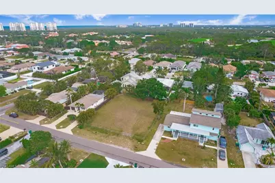 713 109th Ave N, Naples, FL 34108 - Photo 8