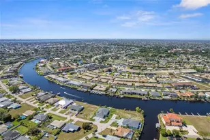 1107 SE 38th St, Cape Coral, FL 33904 - Photo 12