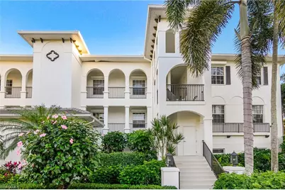 700 Bentwater Cir #203, Naples, FL 34108 - Photo 2