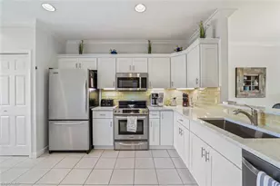 3047 Horizon Ln, Naples, FL 34109 - Photo 4