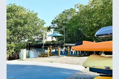 16 Turquoise Ave, Naples, FL 34114 - Photo 46