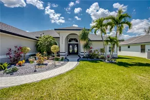2008 SW 28th Ln, Cape Coral, FL 33914 - Photo 4