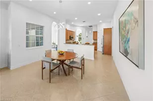 379 Cypress Way W, Naples, FL 34110 - Photo 18