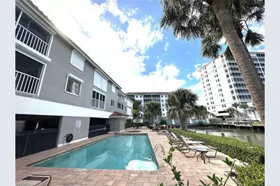 9101 Vanderbilt Dr #304, Naples, FL 34108 - Photo 26