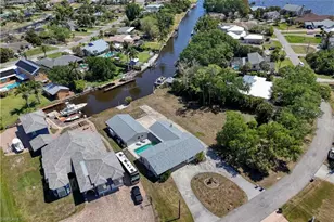 1888 Coral Cir, North Fort Myers, FL 33903 - Photo 6