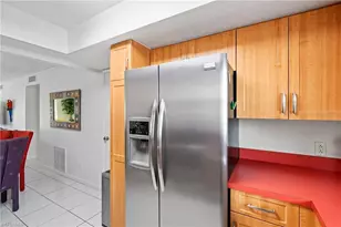 1006 SE 46th St, Cape Coral, FL 33904 - Photo 6