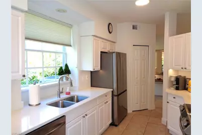 515 Laguna Royale Blvd #102, Naples, FL 34119 - Photo 10